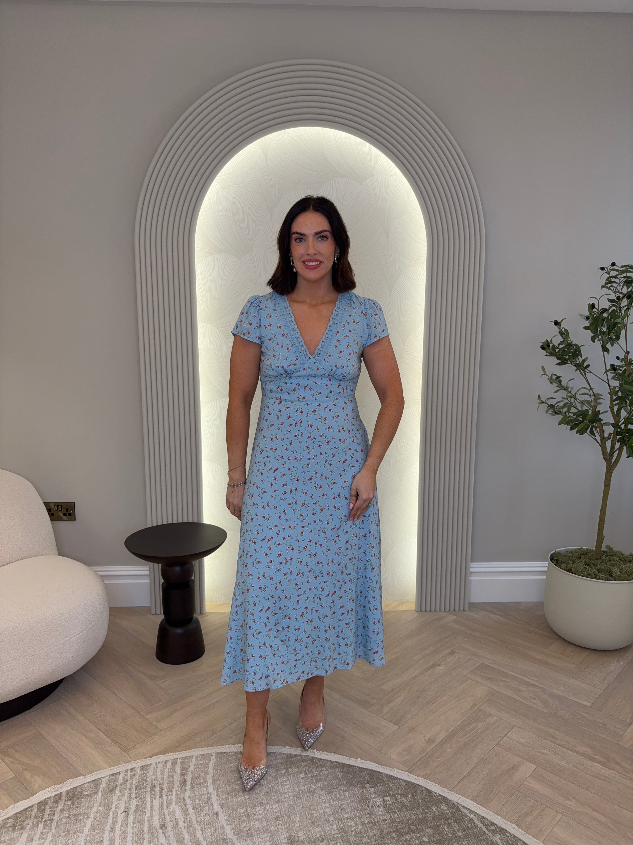 Kacey Blue Ditsy Floral Midi Dress Stable Lane Boutique Kacey Blue Ditsy Floral Midi Dress Stable Lane Boutique